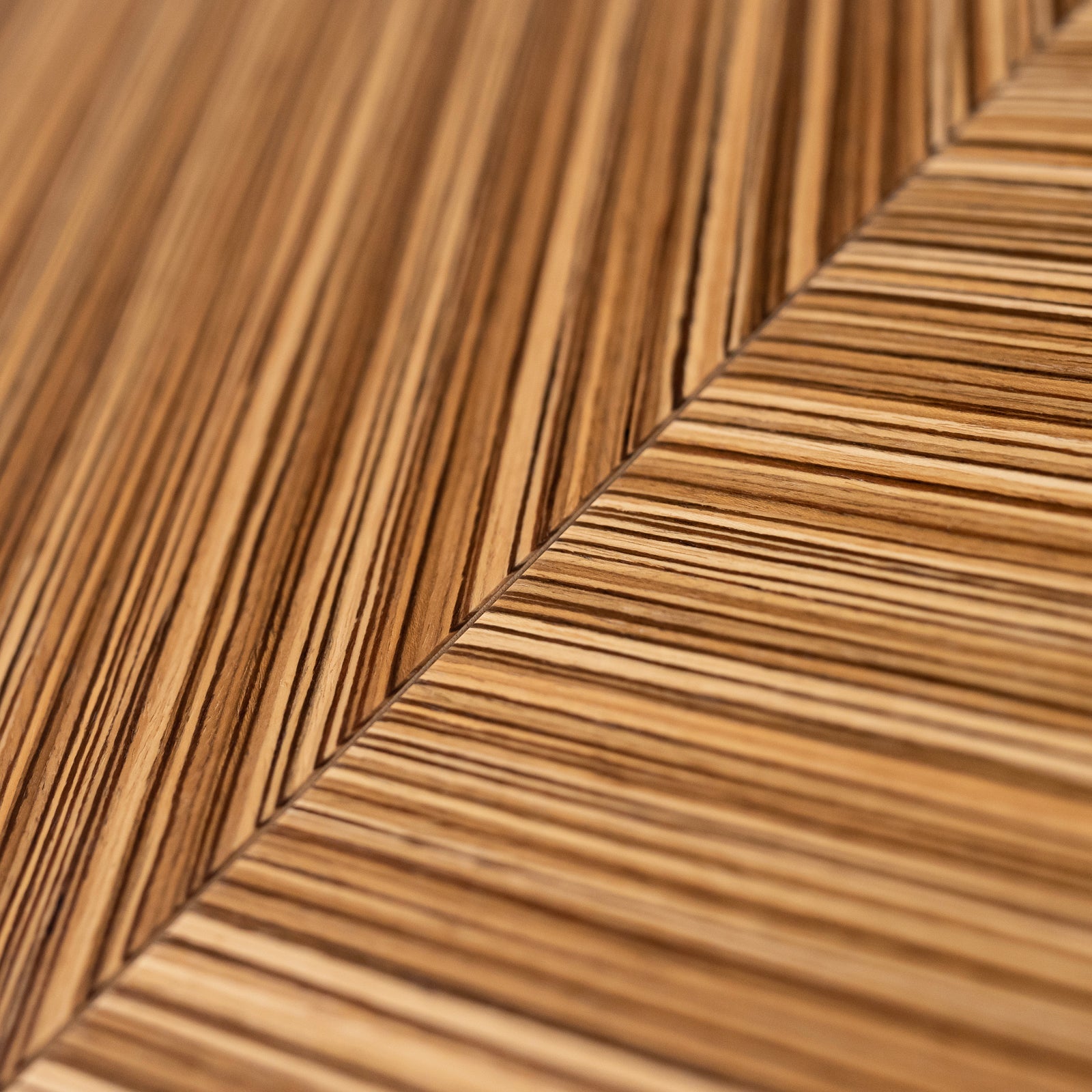 Pole Hive Evo Boutique Stage - Zebrano